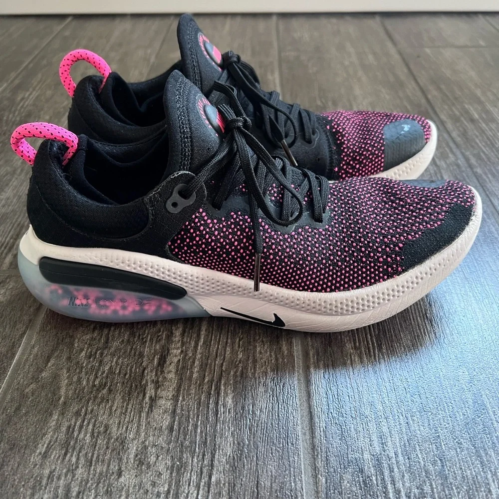Nike Joyride Run Flyknit “Pink Blast” Shoes - Picture 4 of 5